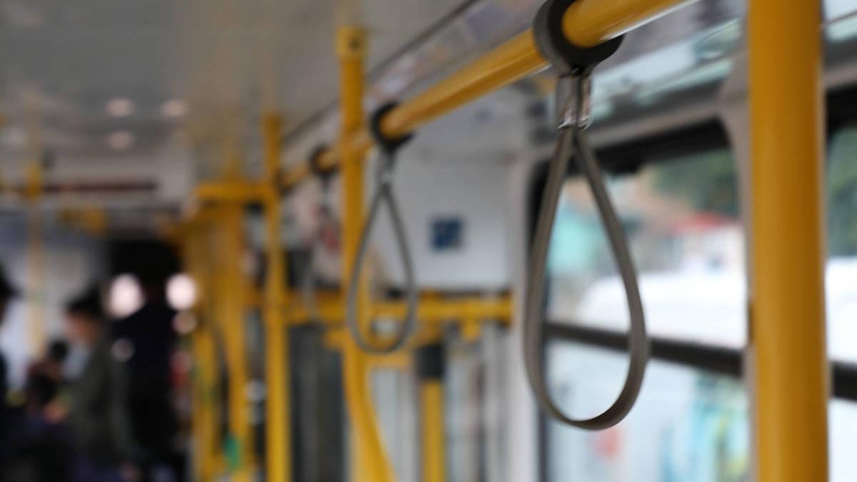 В Усть-Каменогорске запустят автобусы до кладбищ