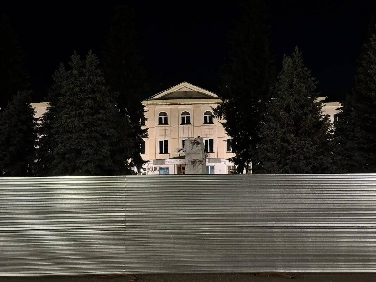 Почему ремонт центральной площади города Алтая ещё не начался