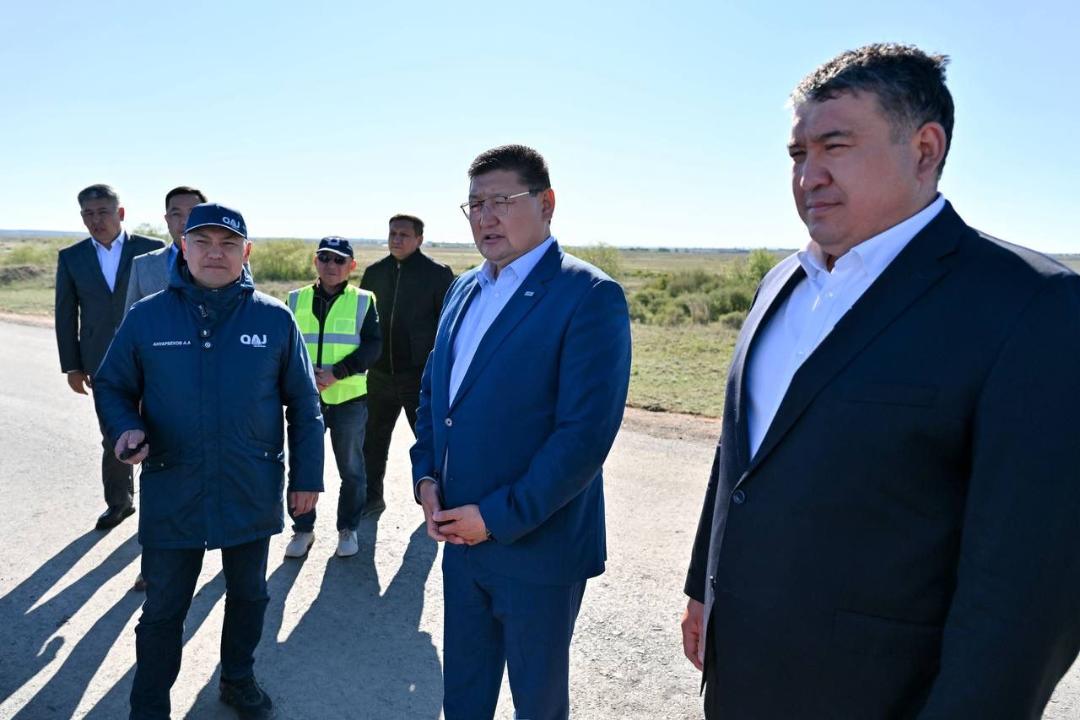 В области Абай продолжается ремонт ключевой трассы и мостов