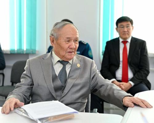 Аким области провел личный прием граждан