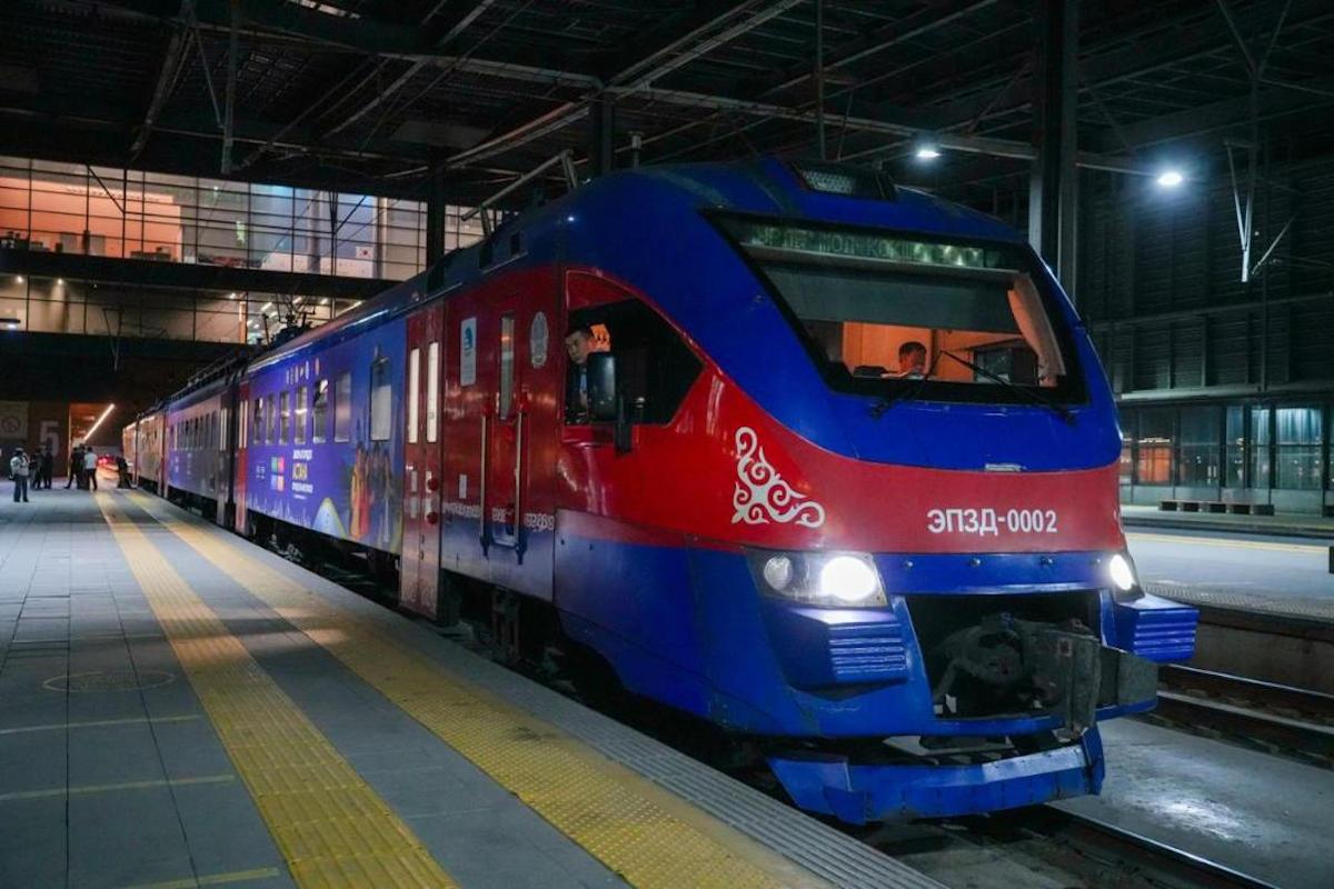В Казахстане появился первый тематический антинаркотический поезд
