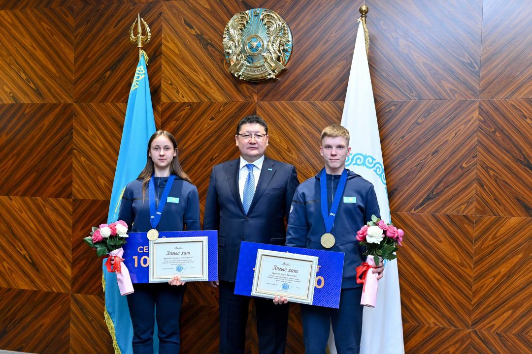 В области Абай чествовали чемпионов мира