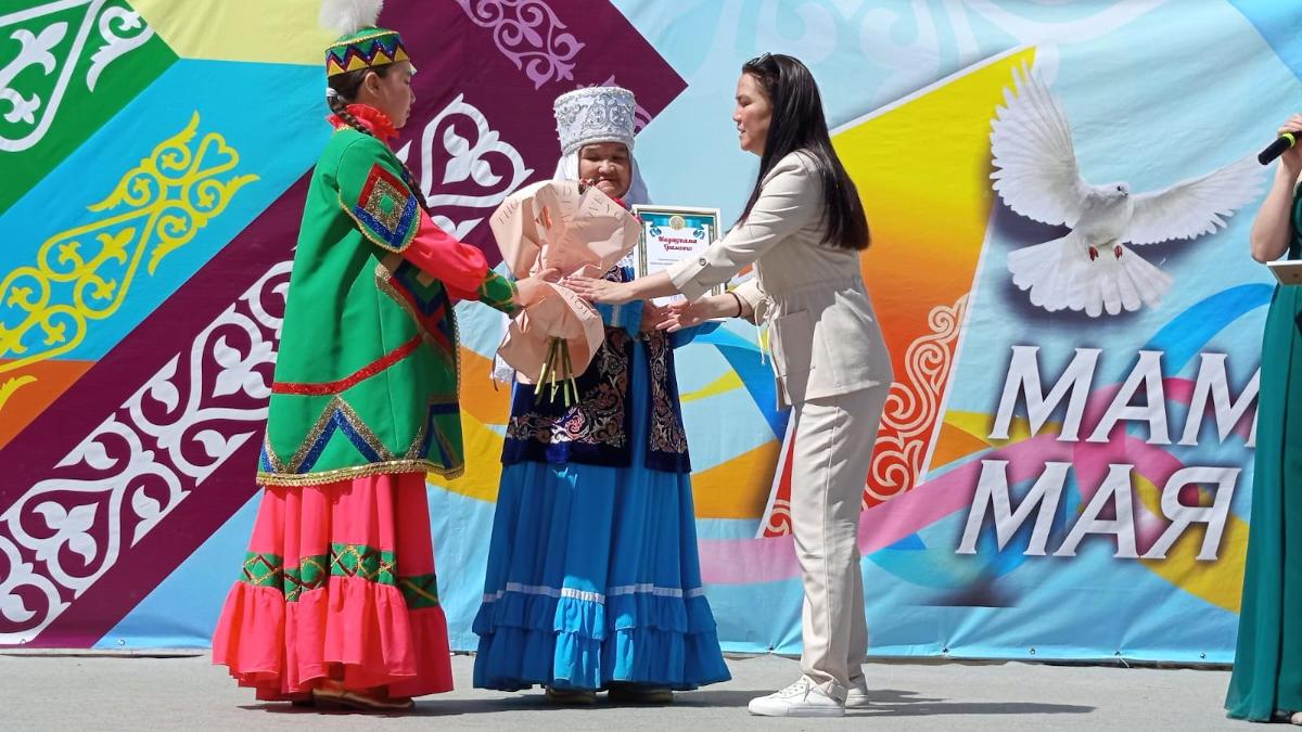 В Риддере отмечают День единства народа Казахстана