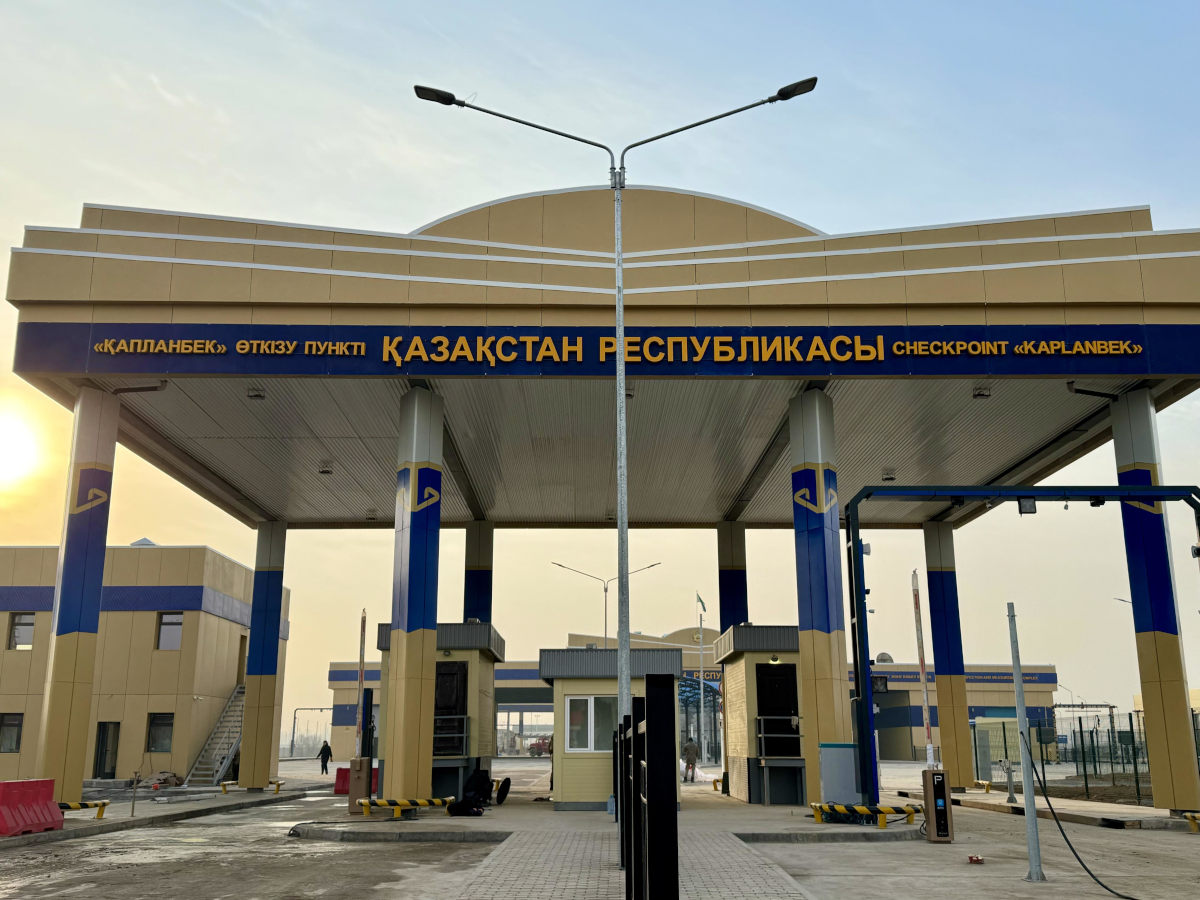 КНБ предупредил о возможных задержках при въезде в Узбекистан