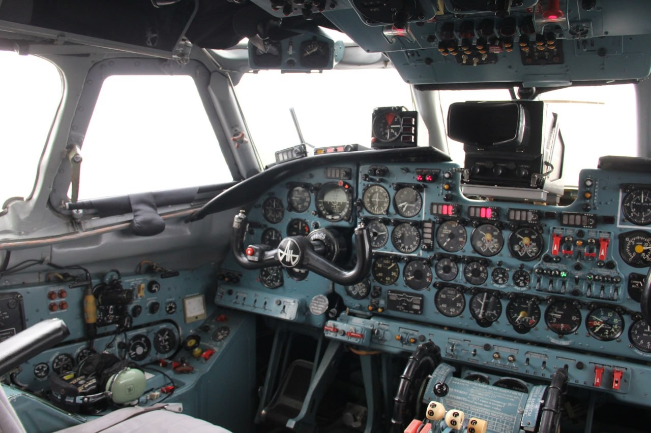Последний Ан-26 проводили на «пенсию» в Казахстане