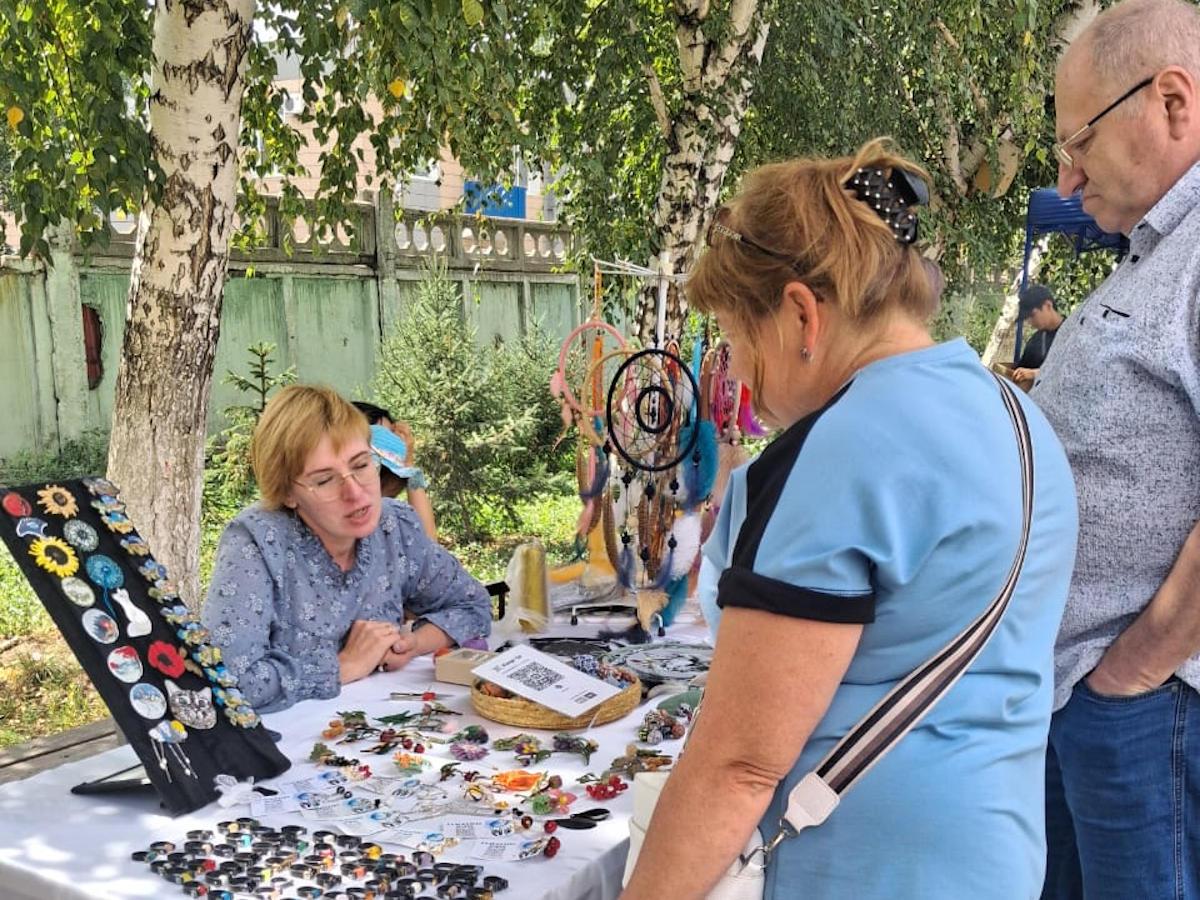 Өскемендегі сайлау учаскелерінде азық-түлік жәрмеңкелері ұйымдастырылды