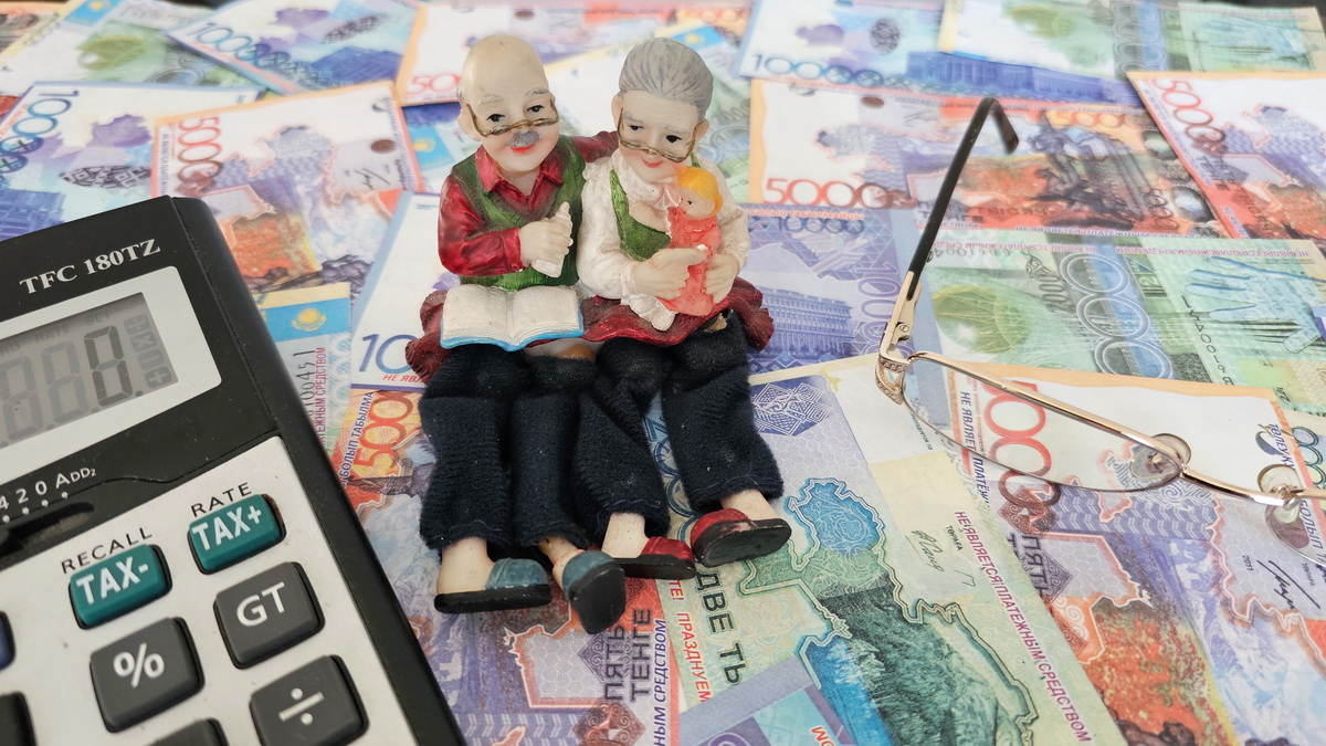 Доходность пенсионных накоплений снизилась из-за курса валют — Нацбанк