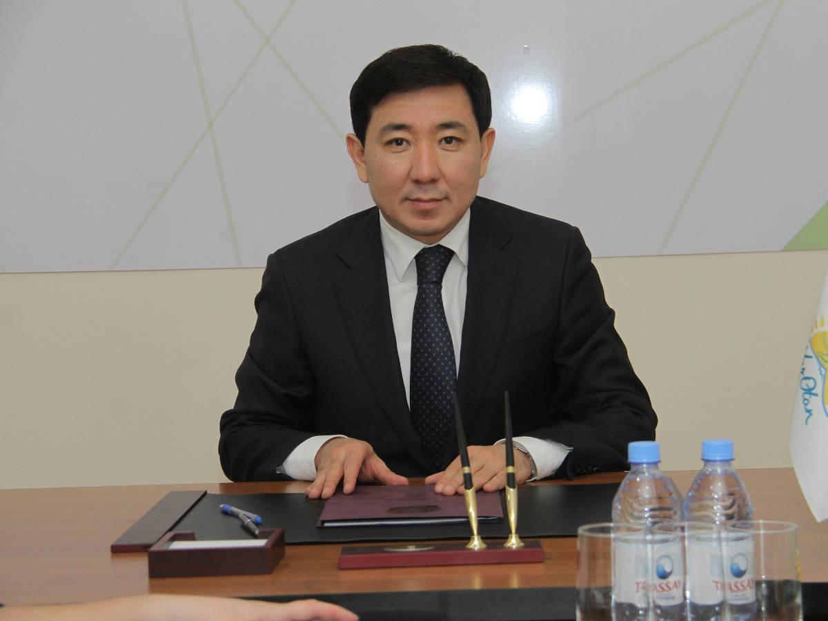 Экс-аким Усть-Каменогорска Жаксылык Омар предстал перед судом: что ему вменяют? 