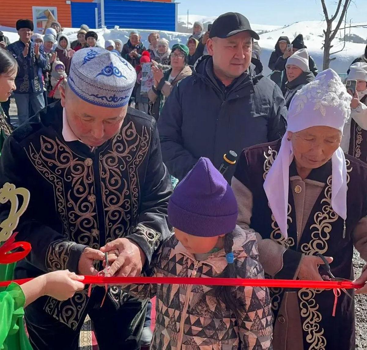 В селе Феклистовка района Алтай открыт сельский клуб