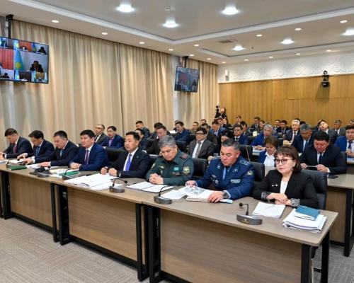 В области Абай готовятся к ЕНТ, каникулам и купальному сезону 2026