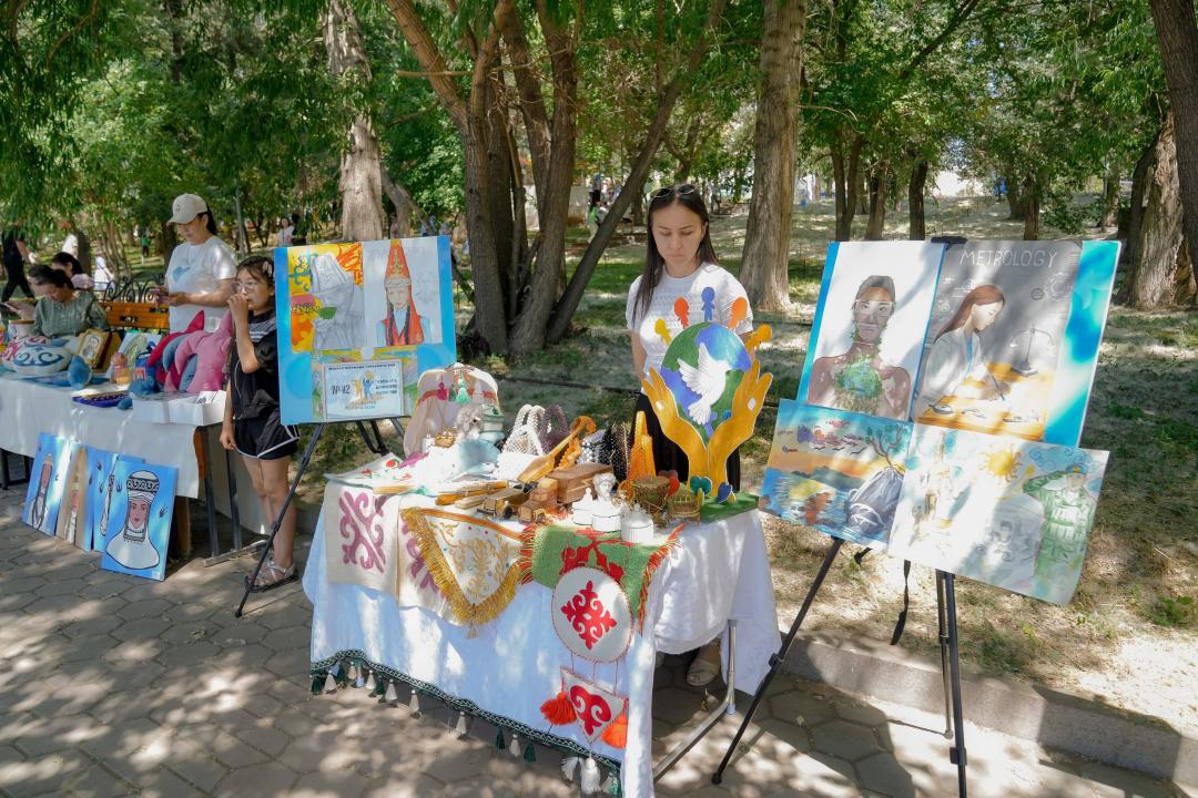 В Семее ярко отмечают Международный день защиты детей