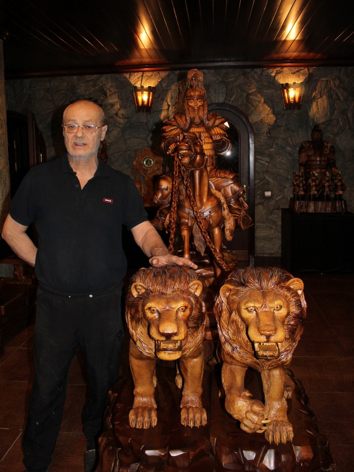 Скульптор из Усть-Каменогорска оживляет историю Казахстана