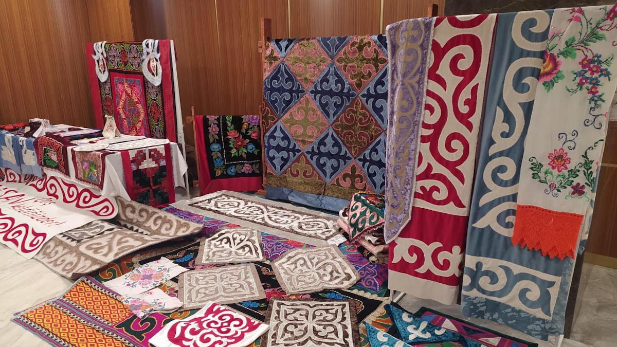 В Усть-Каменогорске проведут международный фестиваль ковроткачества 