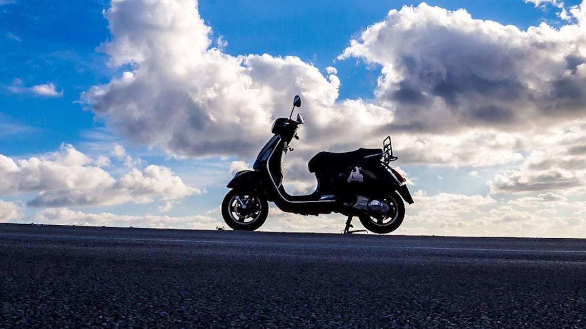 В Усть-Каменогорске полицейские обратились к водителям мопедов и мотовелосипедов