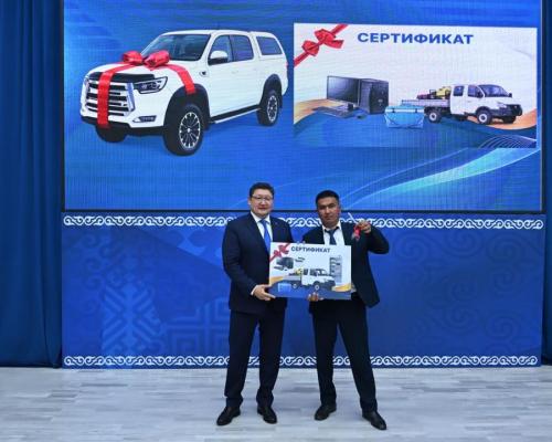 Ветеринарной службе области Абай впервые передали новый автопарк