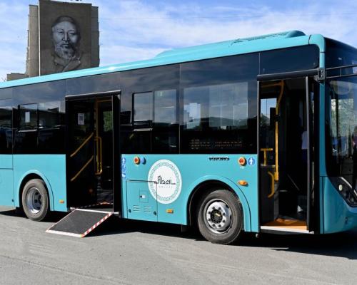 В Семее на маршруты вышли 20 новых автобусов