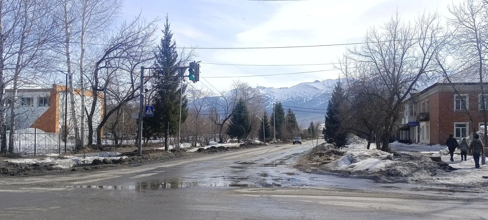 В Риддере с наступлением тепла начнётся ямочный ремонт дорог