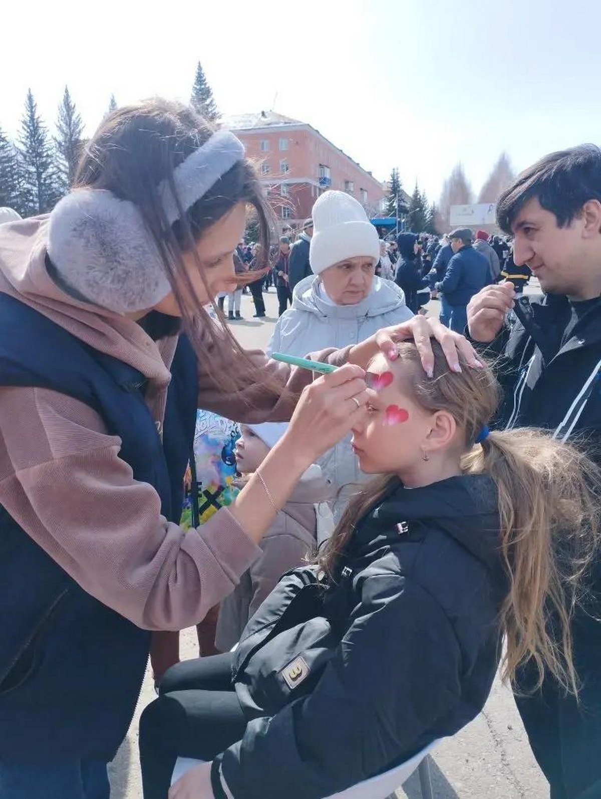 Риддерцы встречают Наурыз спортивными рекордами и аквагримом