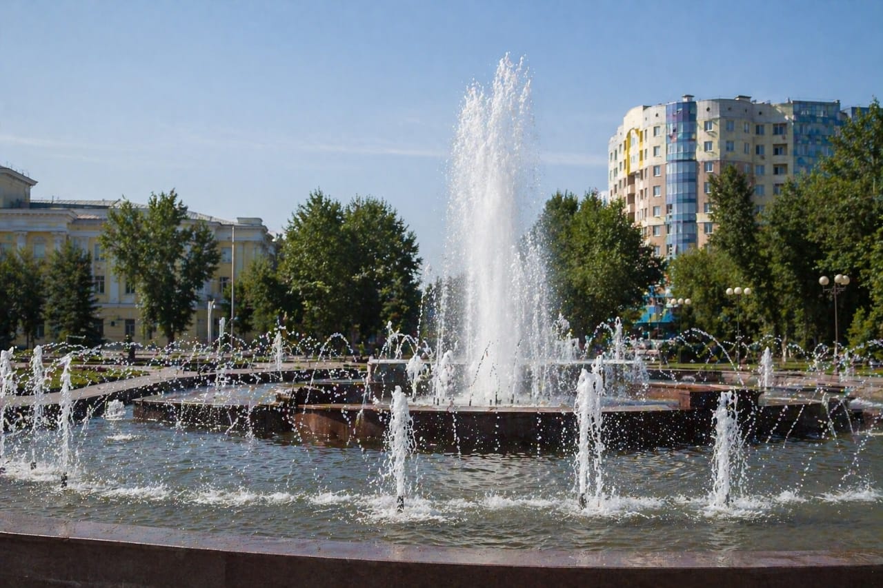 В Павлодаре заработали 14 фонтанов: где их уже включили