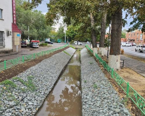 В Усть-Каменогорске завершили благоустройство сквера у Бражьего ручья