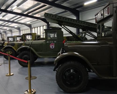 В Усть-Каменогорске открылась выставка военных автомобилей