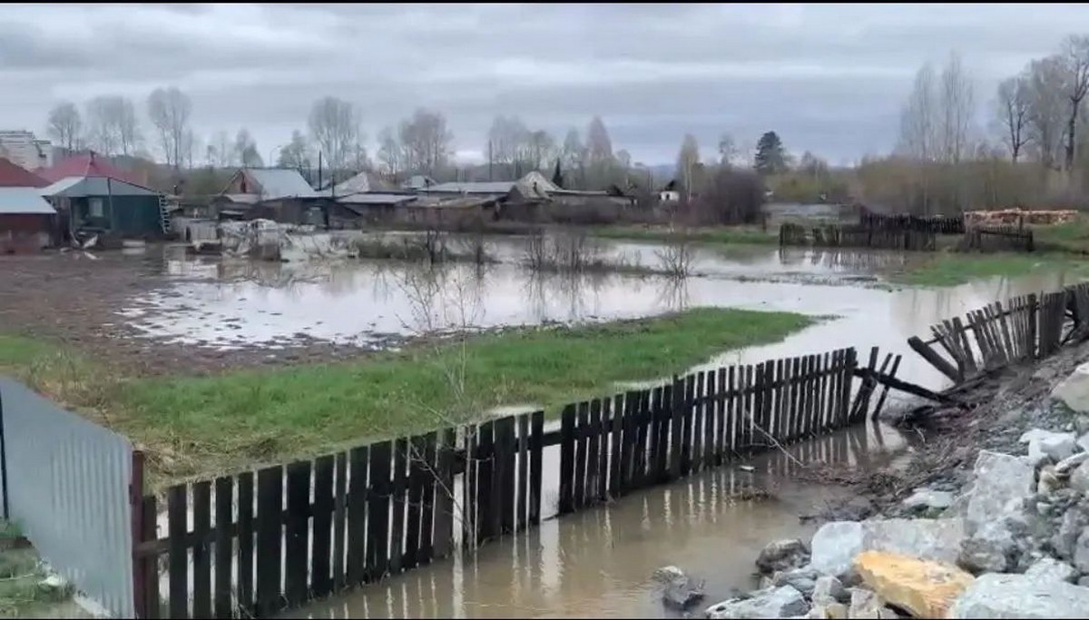 За халатность при подготовке к паводку жителям района Алтай грозят штрафы
