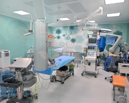 В Семее открыли ангиографическую операционную: аким области Абай посетил БСМП