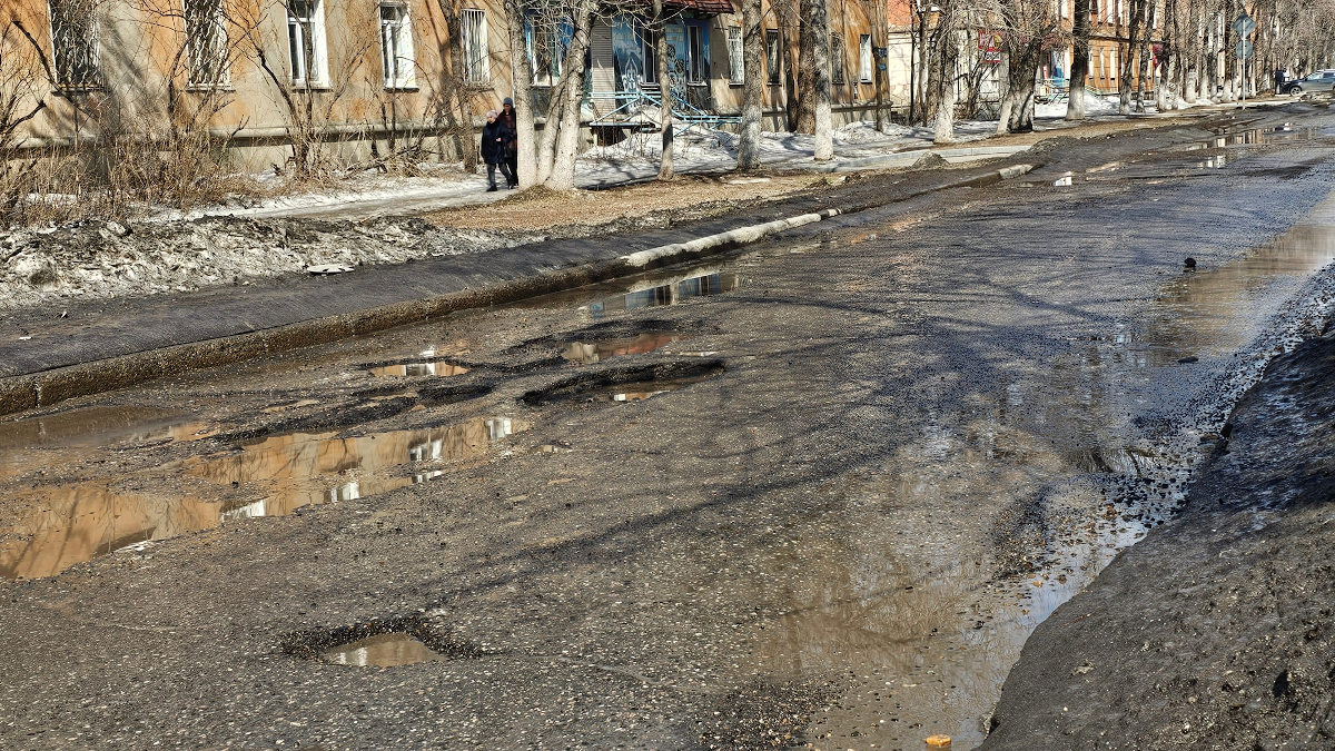 Аким Усть-Каменогорска о дорогах: необходимо тщательно проверить работы прошлого года