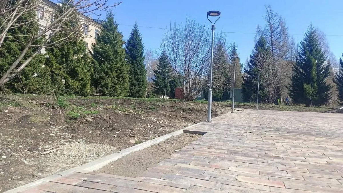 В сквере Тайшибаева в Риддере скоро начнут устанавливать лавочки