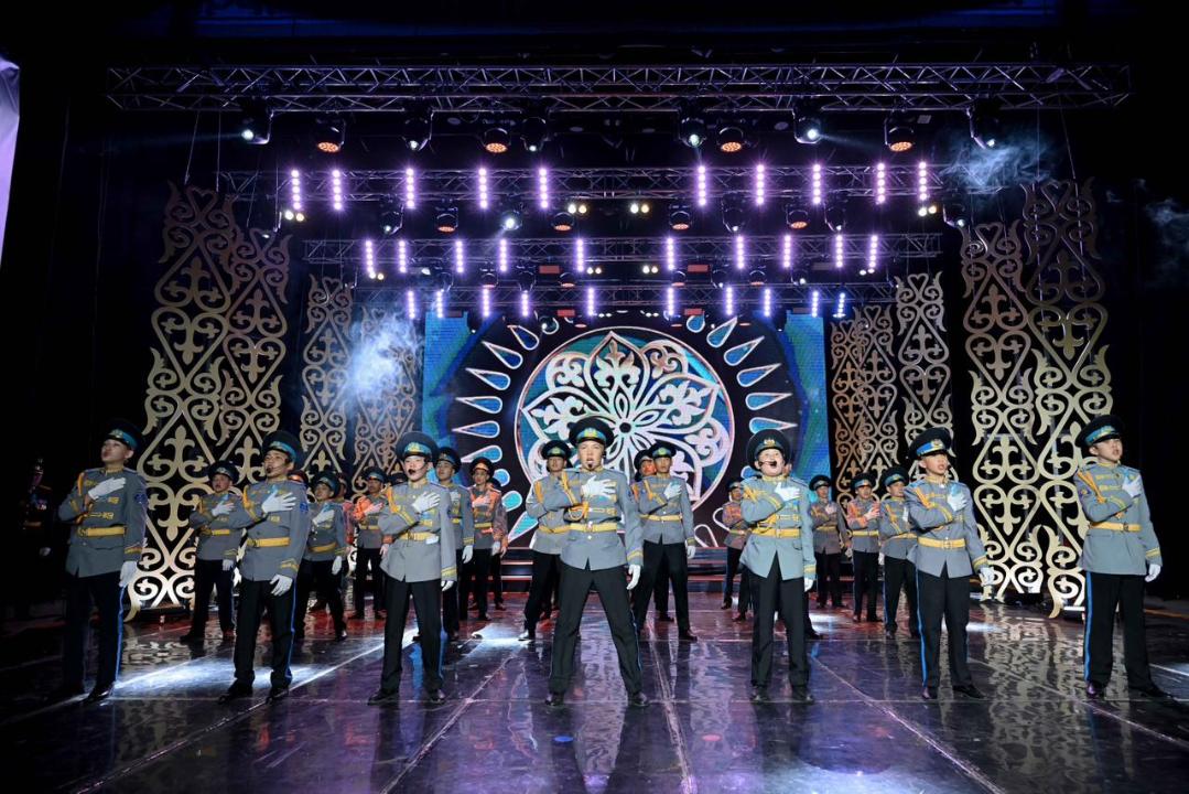 В Семее прошло торжественное собрание посвященное Дню Победы и Дню защитника Отечества