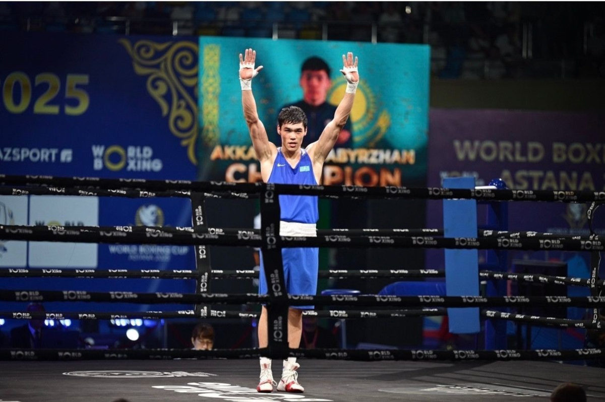 Казахстанские боксеры на Чемпионате Азии: Аккалыков принес второе золото