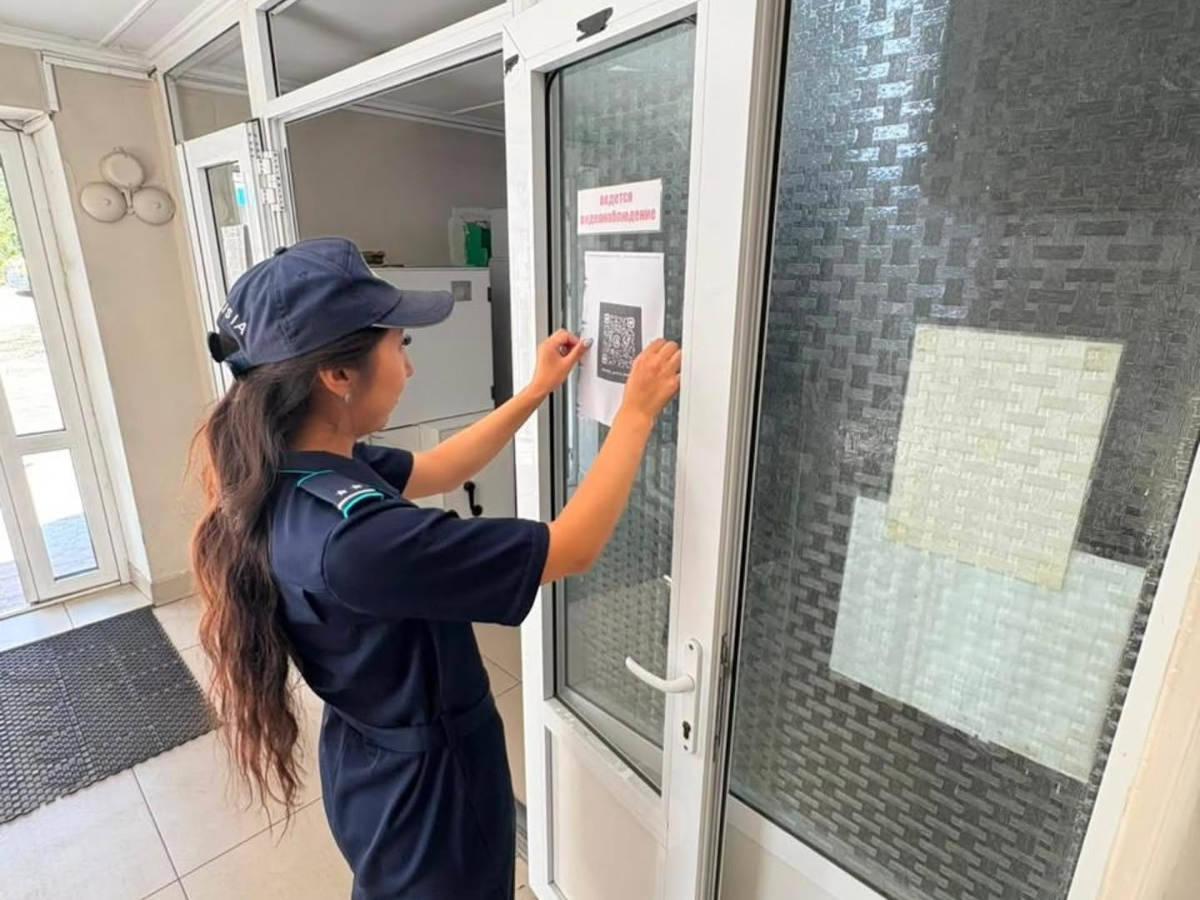 QR-коды для психологической поддержки появились в Усть-Каменогорске