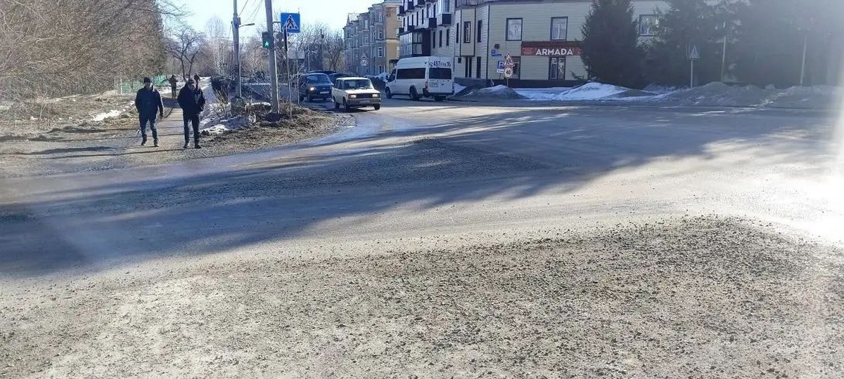 В Риддере смоют песок и камни с городских улиц