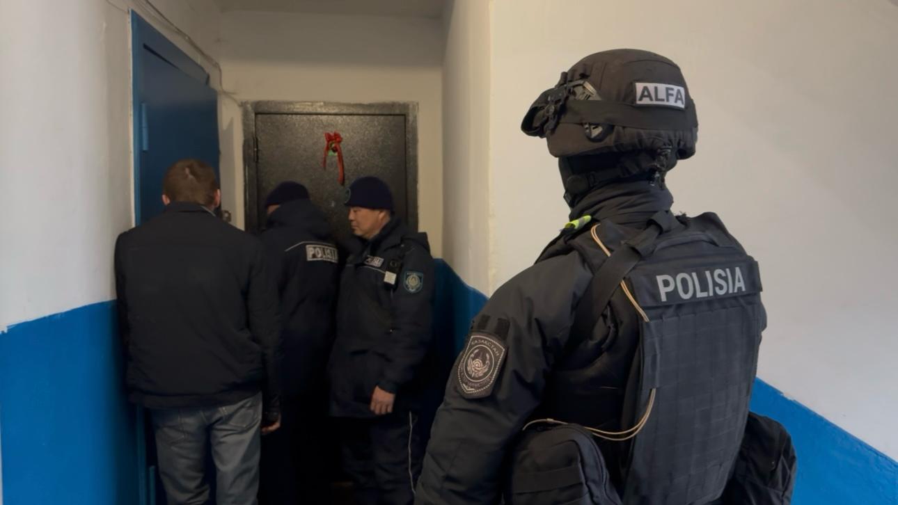 Полицейские пресекли несколько схем вымогательства в разных регионах Казахстана