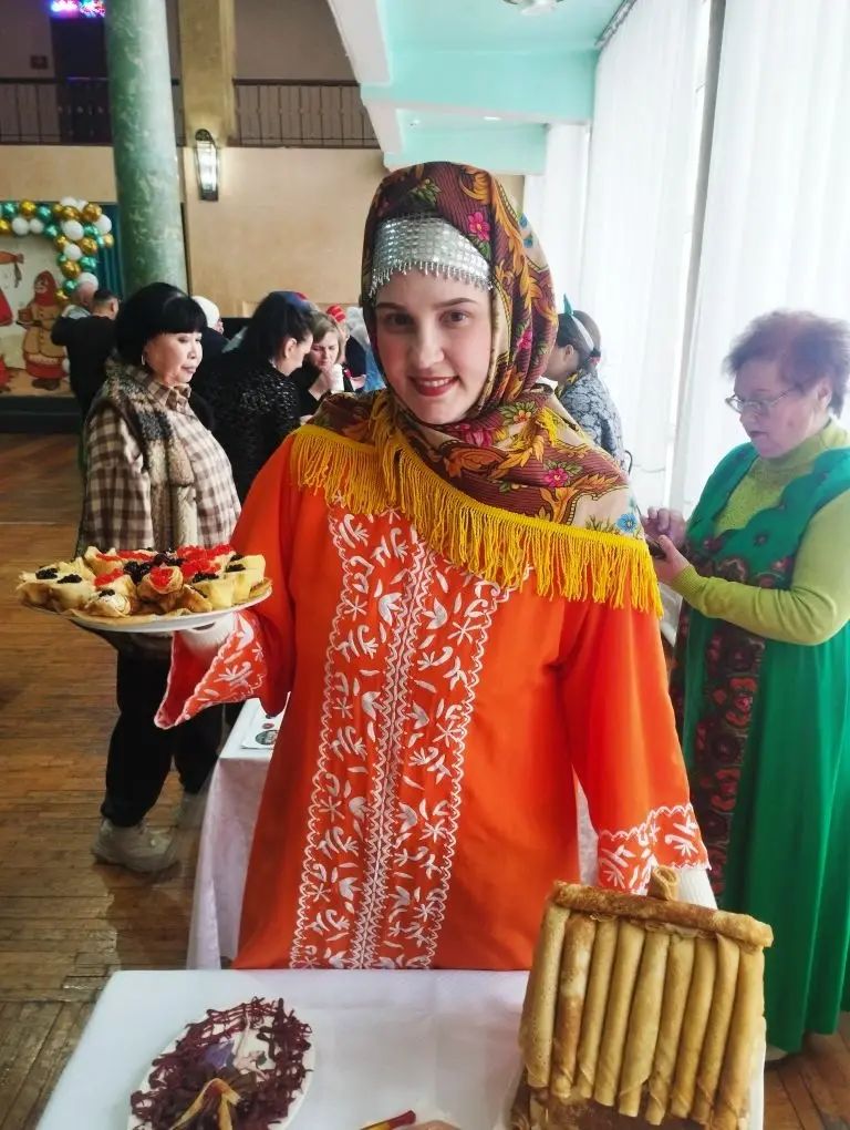 Хозяйки из Риддера соревновались в искусстве выпечки блинов