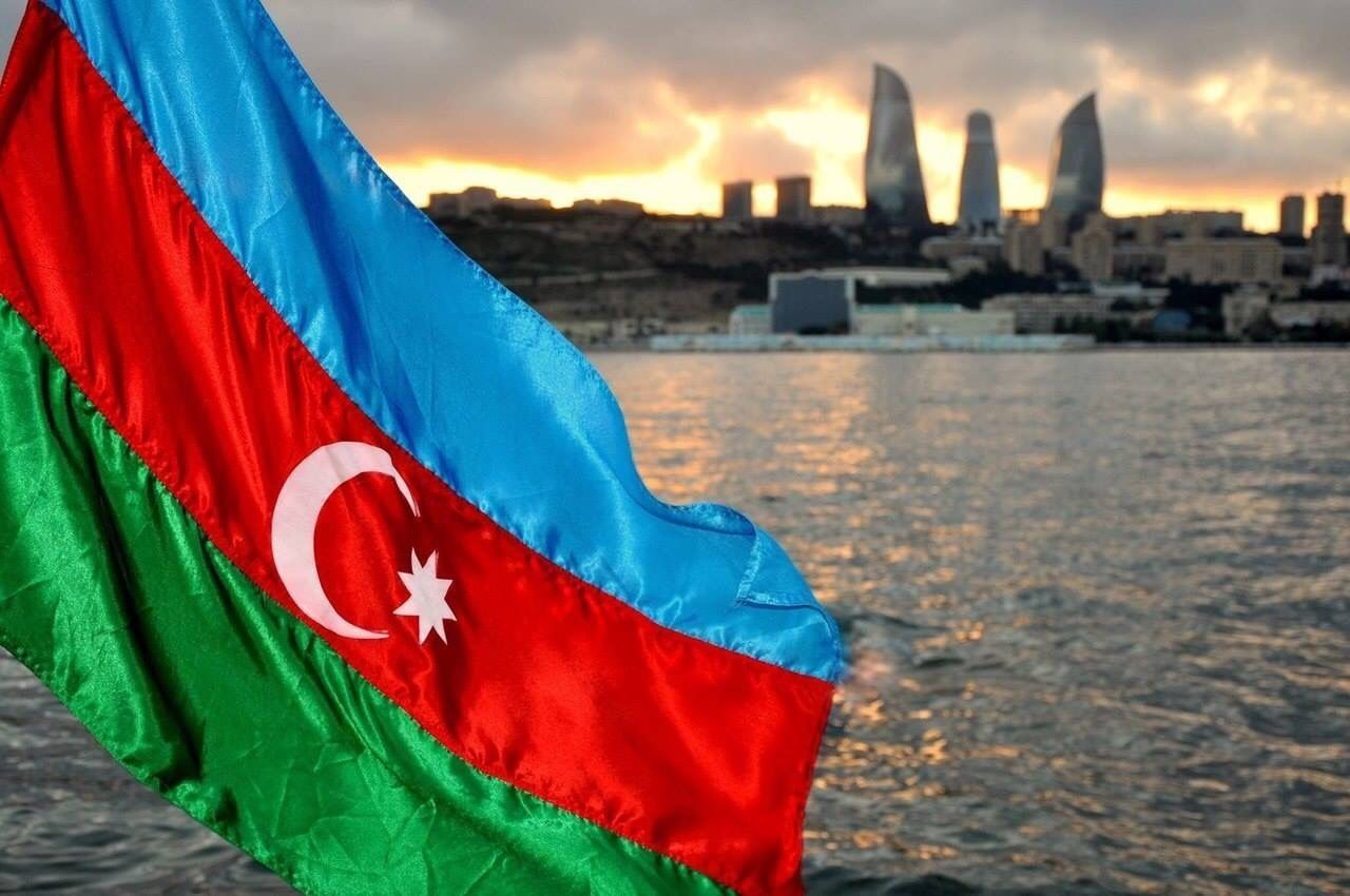 Казахстан и Азербайджан возобновят пассажирские паромы через Каспий