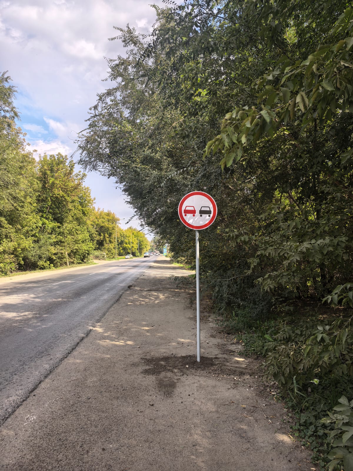 На улице Пограничной в Усть-Каменогорске запретили обгон