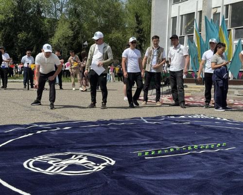 В районе Алтай выбрали сильнейших мужчин