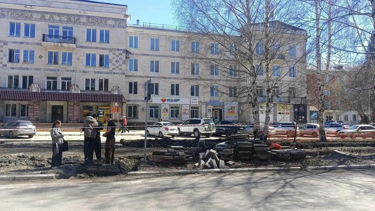 В сквере Тайшибаева в Риддере скоро начнут устанавливать лавочки