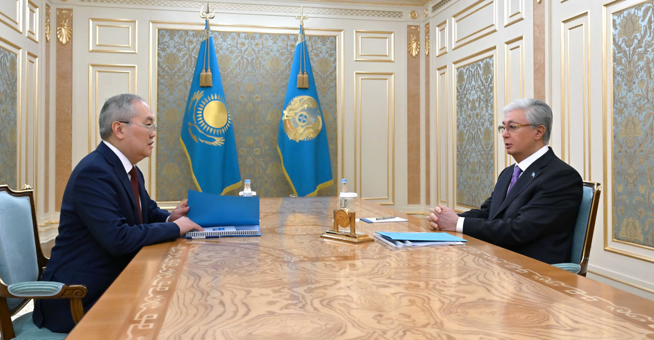 Казахстан: Токаеву доложили о пирамидах, хищениях и теневых схемах