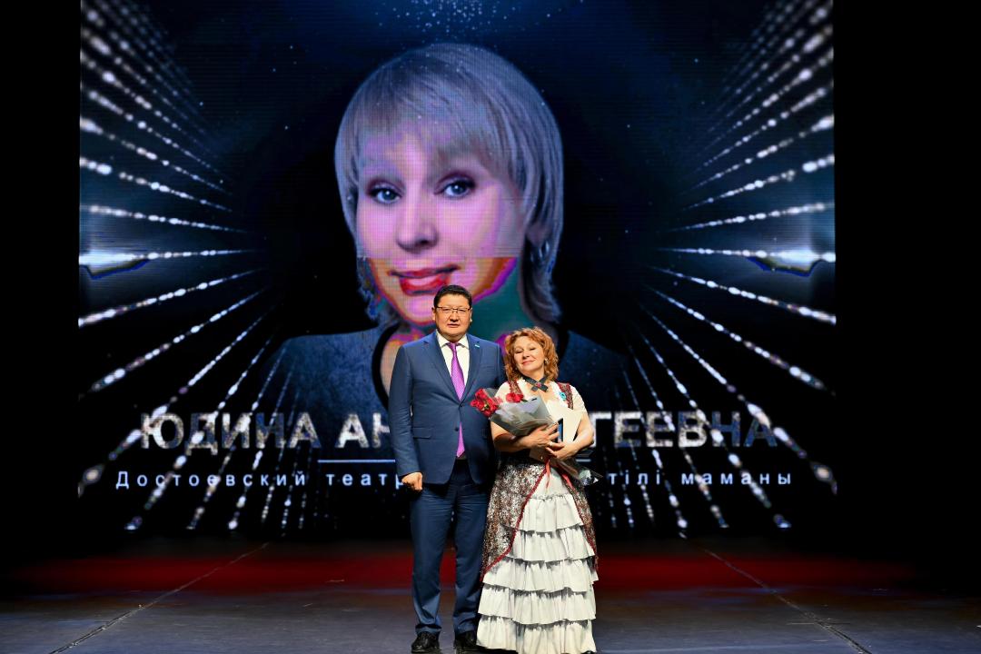 В области Абай чествовали актеров в честь Международного дня театра