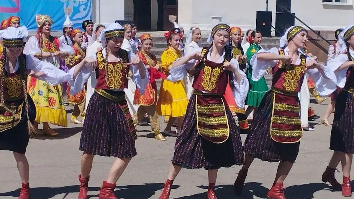 В Риддере отмечают День единства народа Казахстана