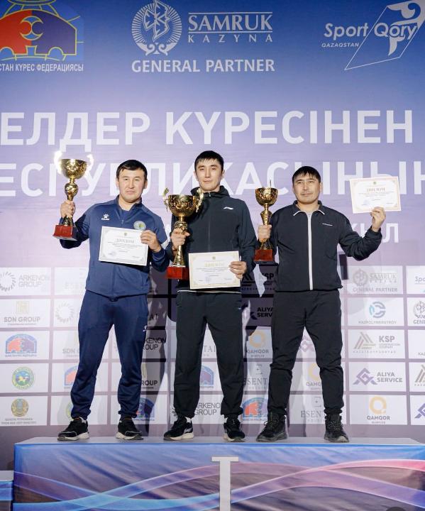 Трое борцов из области Абай стали чемпионами Казахстана